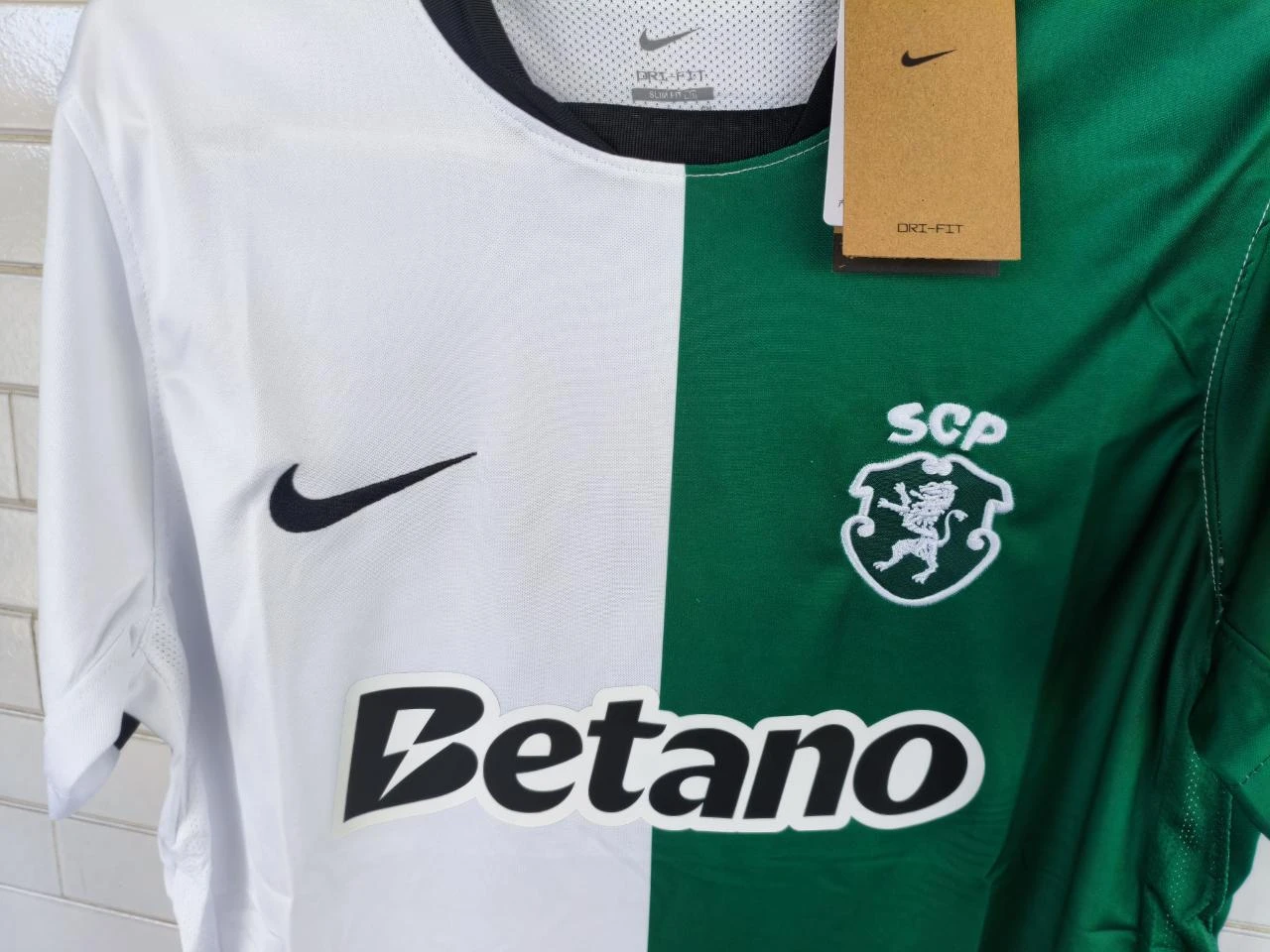 Sporting CP Jersey - * * Fixed price * * – photo 3